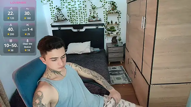 santii ss online show from 04-27-26, 04:49