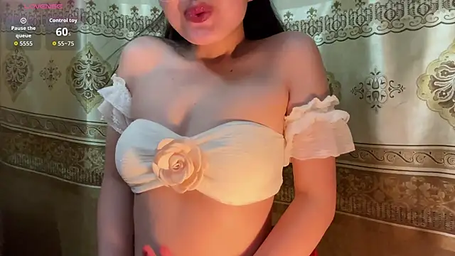 Snapshot of LinYi_Office chatting on 05-22-26, 01:24 LinYi Office online show from 05-22-26, 01:24