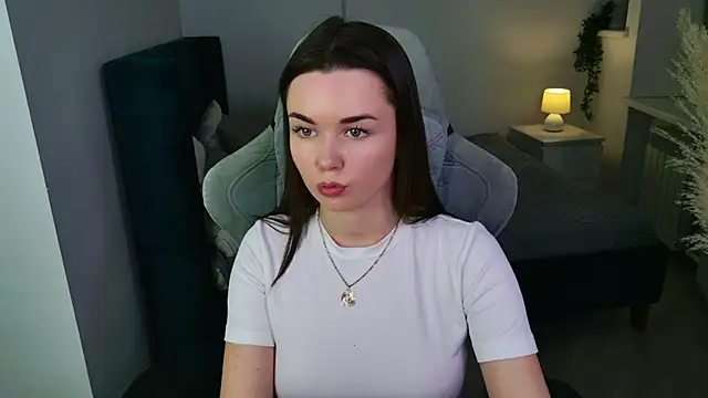 AvaFlower online show from 09-23-25, 04:21