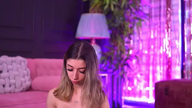 OdetteMason online show from 04-23-26, 06:03