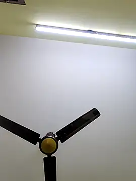 radhika2 online show from 12-15-25, 04:00