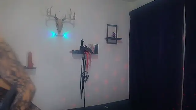 DakariaHills  online show from 07-19-26, 03:21