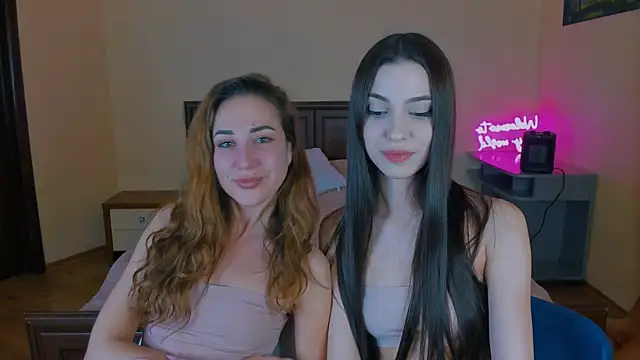 elza rose online show from 03-18-26, 08:01