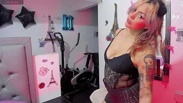 Ary Ricci online show from 10-30-25, 02:02