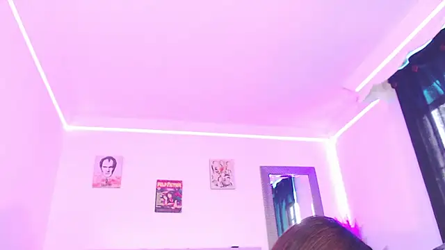 Snapshot of Anna_belly chatting on 09-29-25, 03:06 Anna belly online show from 09-29-25, 03:06