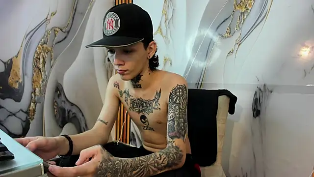 StraightBoy Nick online show from 11-08-25, 02:23