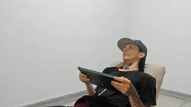 StraightBoy Nick online show from 03-27-26, 05:24