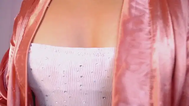 laila stilwiills online show from 04-27-26, 09:13