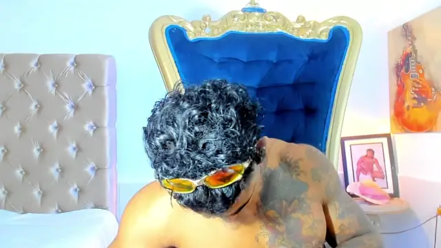 Snapshot of antonio__444 chatting on 05-04-26, 07:21 antonio 444 online show from 05-04-26, 07:21