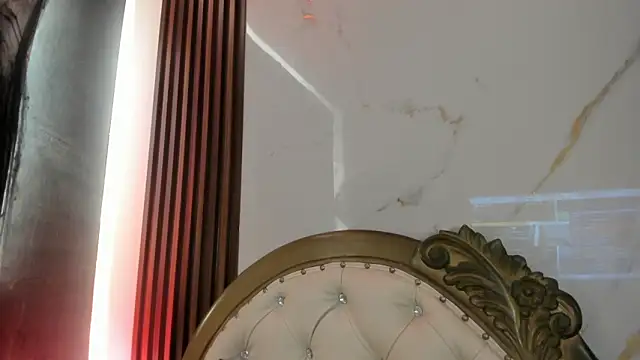 CoralieBronson online show from 10-21-25, 09:04