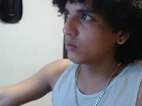 Snapshot of Xfire_boy69 chatting on 10-17-25, 03:03 Xfire boy69 online show from 10-17-25, 03:03