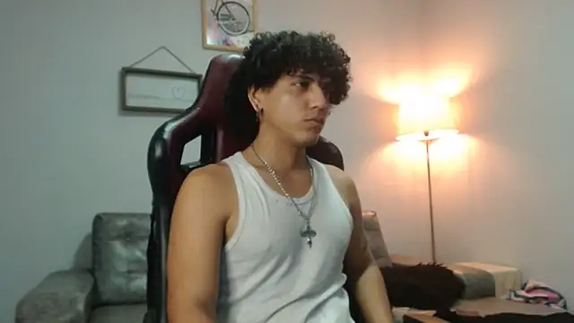 Snapshot of Xfire_boy69 chatting on 10-27-25, 04:22 Xfire boy69 online show from 10-27-25, 04:22