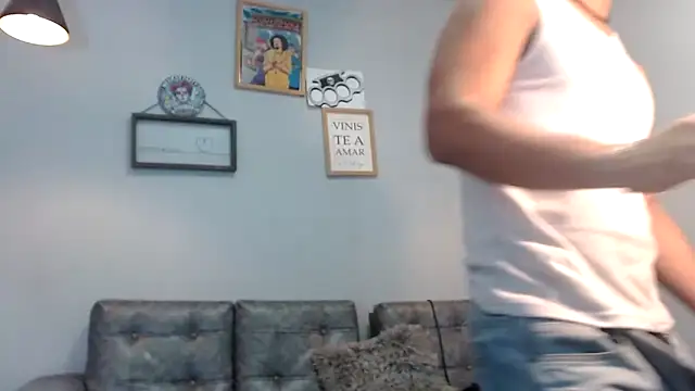 Snapshot of Xfire_boy69 chatting on 11-26-25, 02:29 Xfire boy69 online show from 11-26-25, 02:29