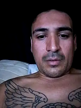 bigandstrong2217 online show from 10-09-25, 06:33