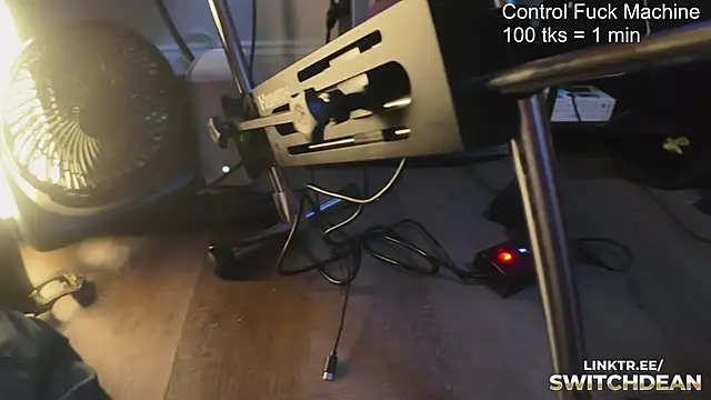 Snapshot of twunkdean chatting on 11-15-25, 06:48 twunkdean online show from 11-15-25, 06:48