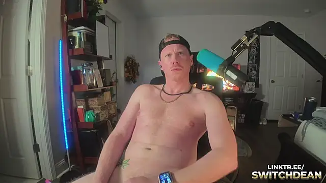 Snapshot of twunkdean chatting on 11-22-25, 07:40 twunkdean online show from 11-22-25, 07:40