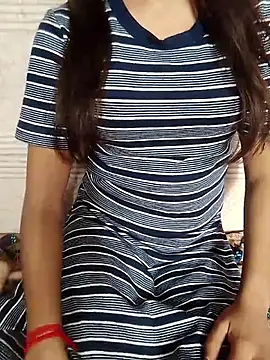 Snapshot of shilpa_r chatting on 11-11-25, 04:56 shilpa r online show from 11-11-25, 04:56