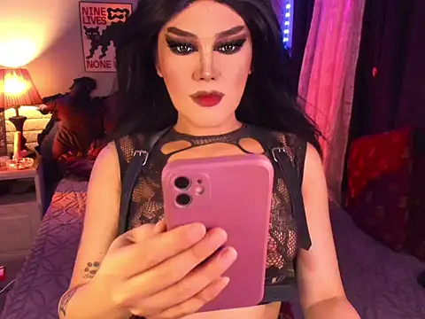 Snapshot of WILDDENNY1 chatting on 02-25-26, 09:35 WILDDENNY1 online show from 02-25-26, 09:35