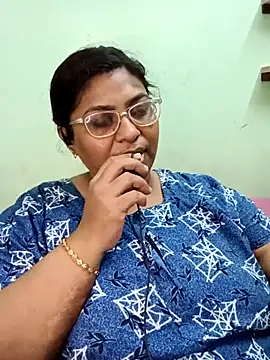 Snapshot of zara-mallus chatting on 09-23-25, 08:56 zara-mallus online show from 09-23-25, 08:56