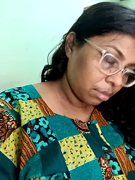 Snapshot of zara-mallus chatting on 09-25-25, 08:34 zara-mallus online show from 09-25-25, 08:34