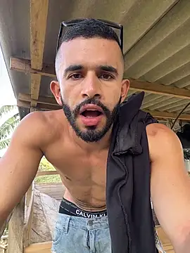 Snapshot of Jacksonfranco chatting on 11-04-25, 04:39 Jacksonfranco online show from 11-04-25, 04:39