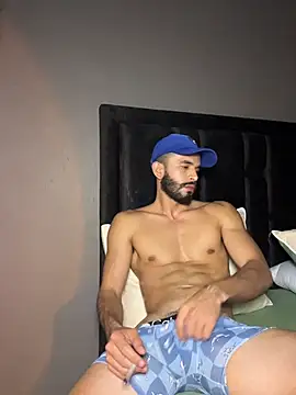 Snapshot of Jacksonfranco chatting on 11-12-25, 03:18 Jacksonfranco online show from 11-12-25, 03:18