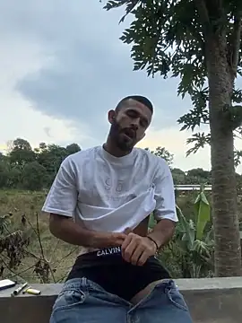 Snapshot of Jacksonfranco chatting on 11-27-25, 10:23 Jacksonfranco online show from 11-27-25, 10:23