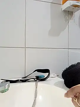 Snapshot of francheskaaaaaaaa22ot chatting on 09-12-25, 12:27 francheskaaaaaaaa22ot online show from 09-12-25, 12:27