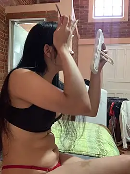 ashleyy20 online show from 07-18-26, 03:27
