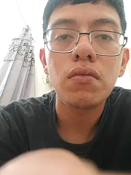 Snapshot of ELI_TICANTE chatting on 09-20-25, 08:32 ELI TICANTE online show from 09-20-25, 08:32