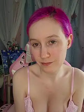 Fuzzy Unicorn online show from 03-24-26, 07:30