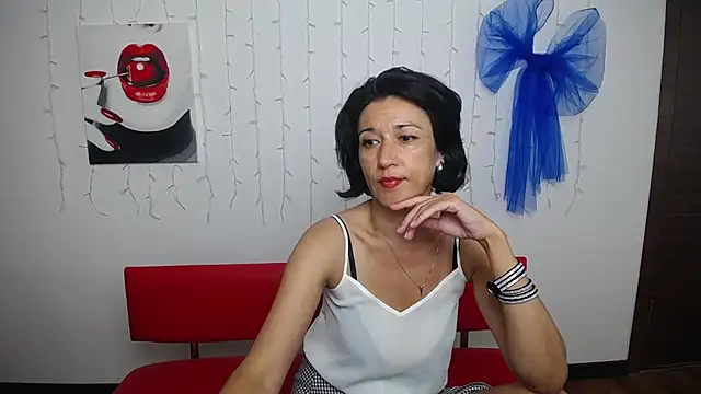 Snapshot of CameronEnns chatting on 07-08-26, 12:20 CameronEnns online show from 07-08-26, 12:20