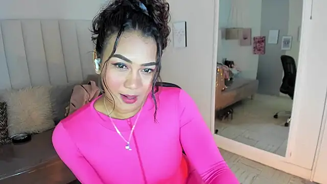 Snapshot of veronica_b07 chatting on 05-08-26, 04:12 veronica b07 online show from 05-08-26, 04:12