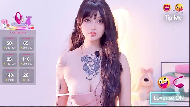 Snapshot of Miya-222 chatting on 12-15-25, 11:09 Miya-222 online show from 12-15-25, 11:09