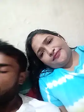 Snapshot of Hotty-couple063 chatting on 09-12-25, 02:06 Hotty-couple063 online show from 09-12-25, 02:06