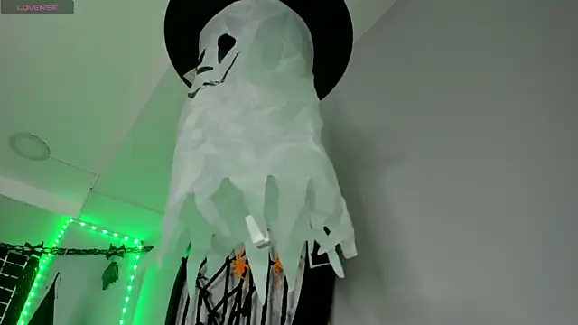 klariz09 online show from 10-25-25, 08:25