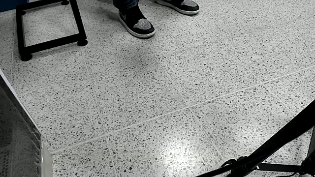 Ian1  online show from 11-19-25, 11:32