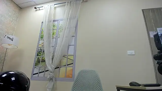 Ian1  online show from 12-18-25, 08:59