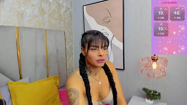 EmmaEbony  online show from 11-05-25, 02:50