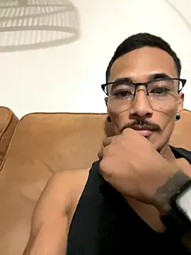 Snapshot of tanjir020 chatting on 09-23-25, 07:44 tanjir020 online show from 09-23-25, 07:44