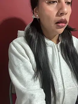 Snapshot of Bamby_milflatina chatting on 10-18-25, 01:52 Bamby milflatina online show from 10-18-25, 01:52