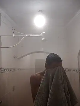 lacoste12 online show from 11-05-25, 12:32