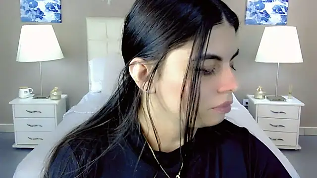 maddissonivanova online show from 09-25-25, 07:17