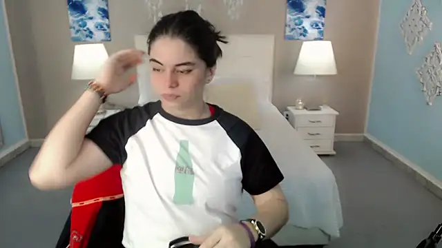 maddissonivanova online show from 10-20-25, 07:14