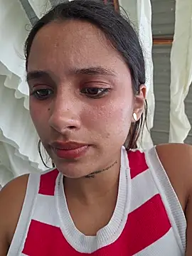Lorena Mcfly online show from 07-06-26, 03:03