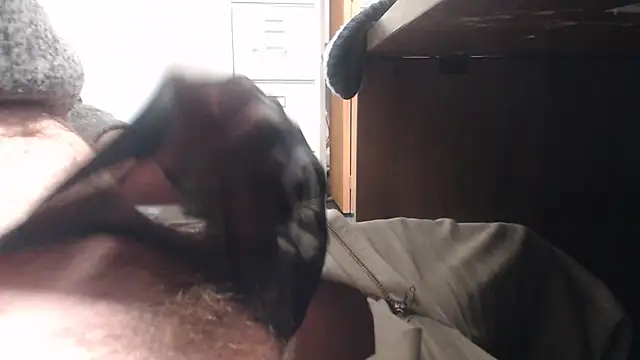 Snapshot of Ilovethetip chatting on 11-12-25, 09:58 Ilovethetip online show from 11-12-25, 09:58