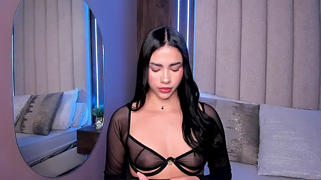 LucySalvatore  online show from 11-27-25, 06:10