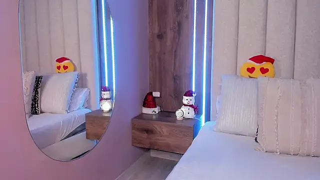 LucySalvatore  online show from 12-19-25, 05:09