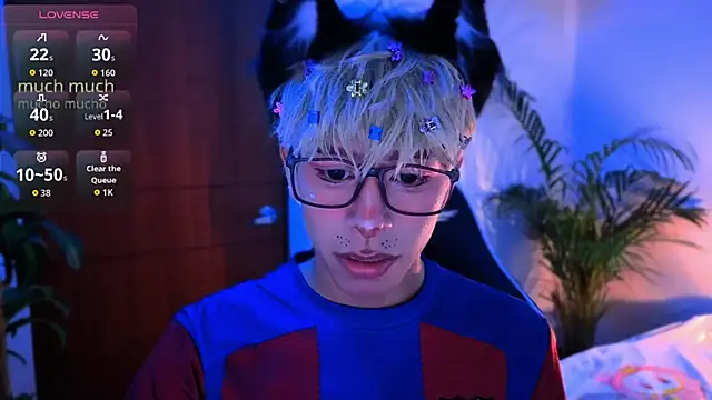 Snapshot of taichi_bluy chatting on 10-23-25, 07:51 taichi bluy online show from 10-23-25, 07:51