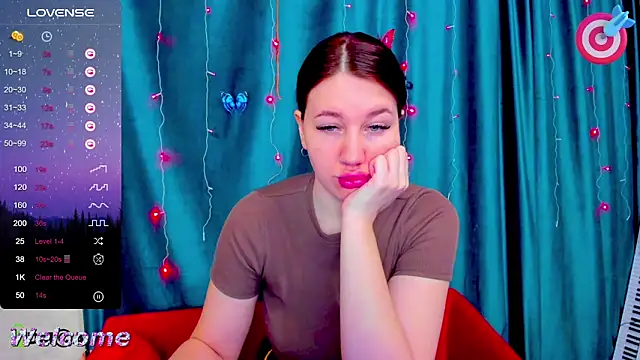 Haley Nikki online show from 02-05-26, 01:21